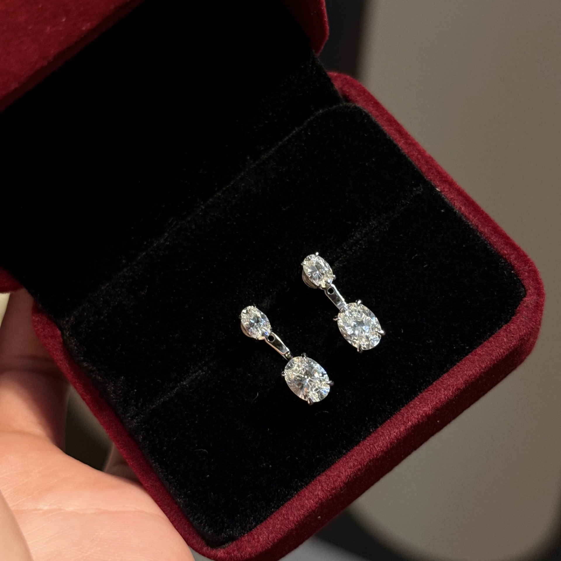 Natural Silver 925 Sterling Silver Clear Quartz Crown Fashion Versatile Stud Earrings thumbnail 15