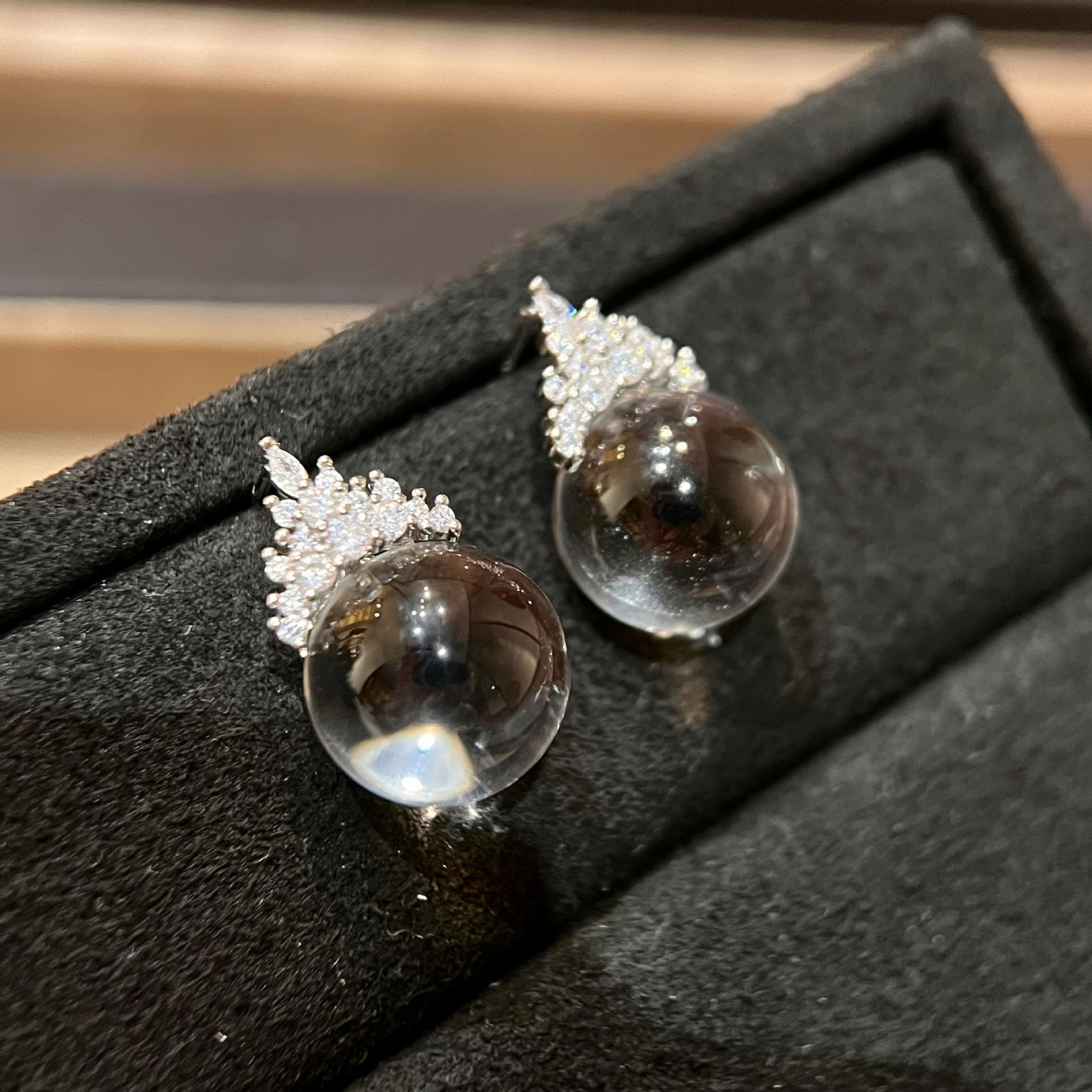 Natural Silver 925 Sterling Silver Clear Quartz Crown Fashion Versatile Stud Earrings thumbnail 27